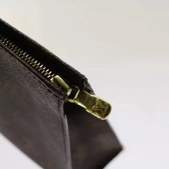LOUIS VUITTON Monogram Poche Toilette 26 Pouch - Picture 11 of 16